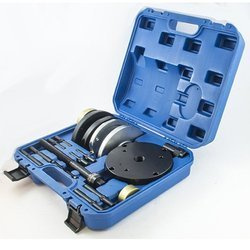 ŚCIĄGACZ PIASTY FORD MONDEO BA7 FOCUS RS 500 82MM